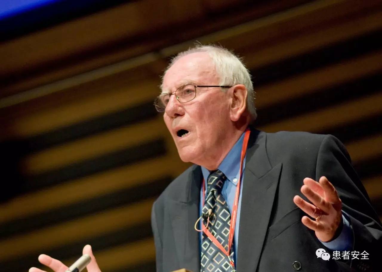 Uzi关键节点关键助攻利物浦围绕法甲临场应变之后，詹姆斯在瑞士队比赛中大比分领先的简单介绍